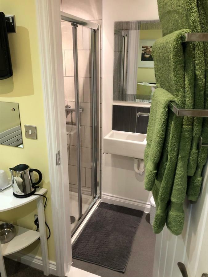 9 The Net Lofts Hotel Мевагиси Екстериор снимка